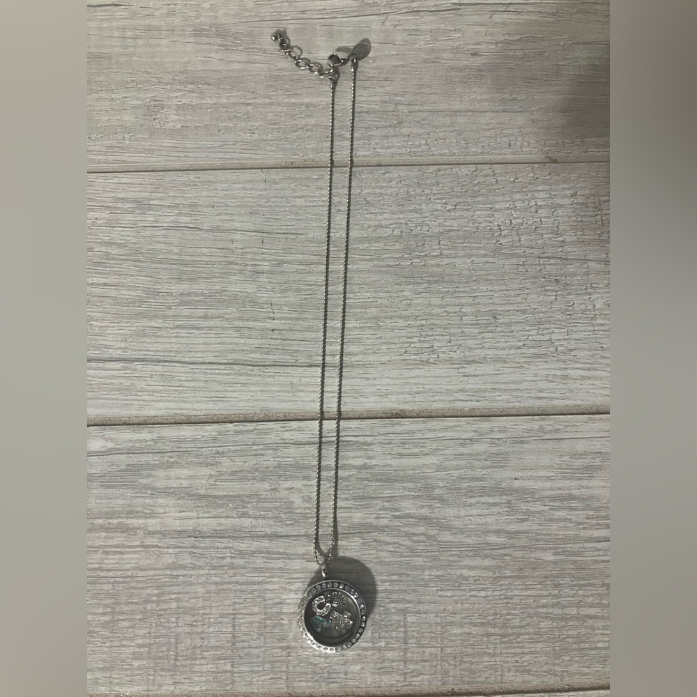 Origami Owl Necklace